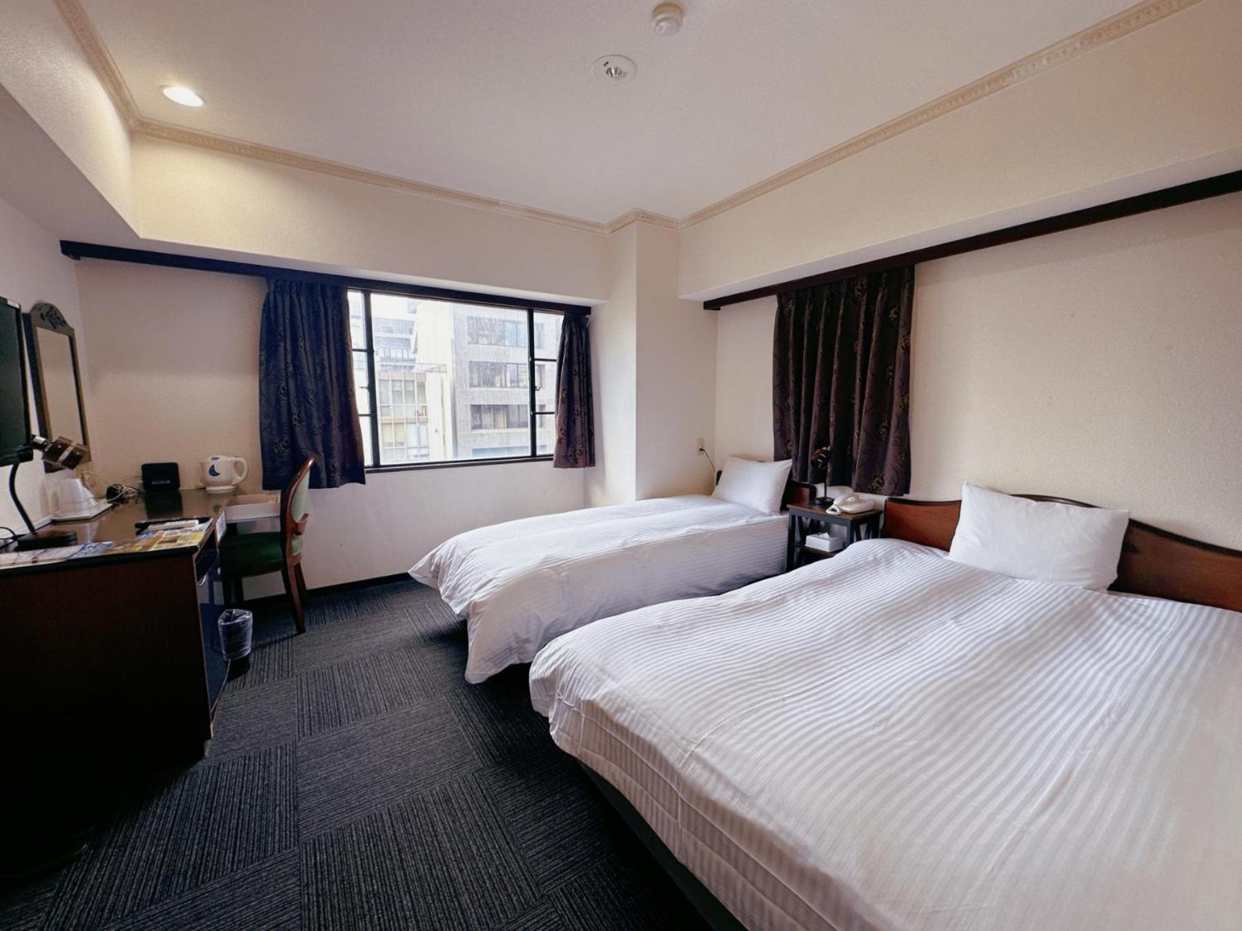 Nissei Hotel Fukuoka Fukuoka  Exterior photo